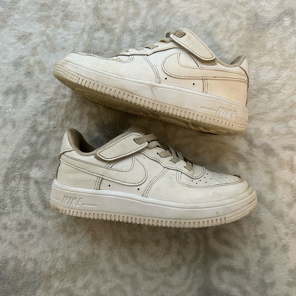 Nike Air Force 1s White Sneakers Low Tops